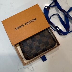 Louis Vuitton Card Holder